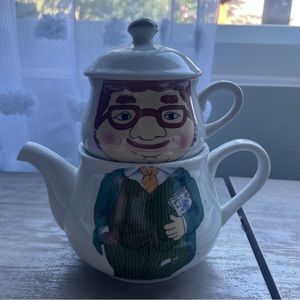 Vintage KGG office mate teapot